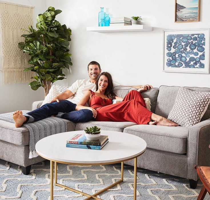 Walker Edison Based in Salt Lake City, Utah, Walker Edison is a leading