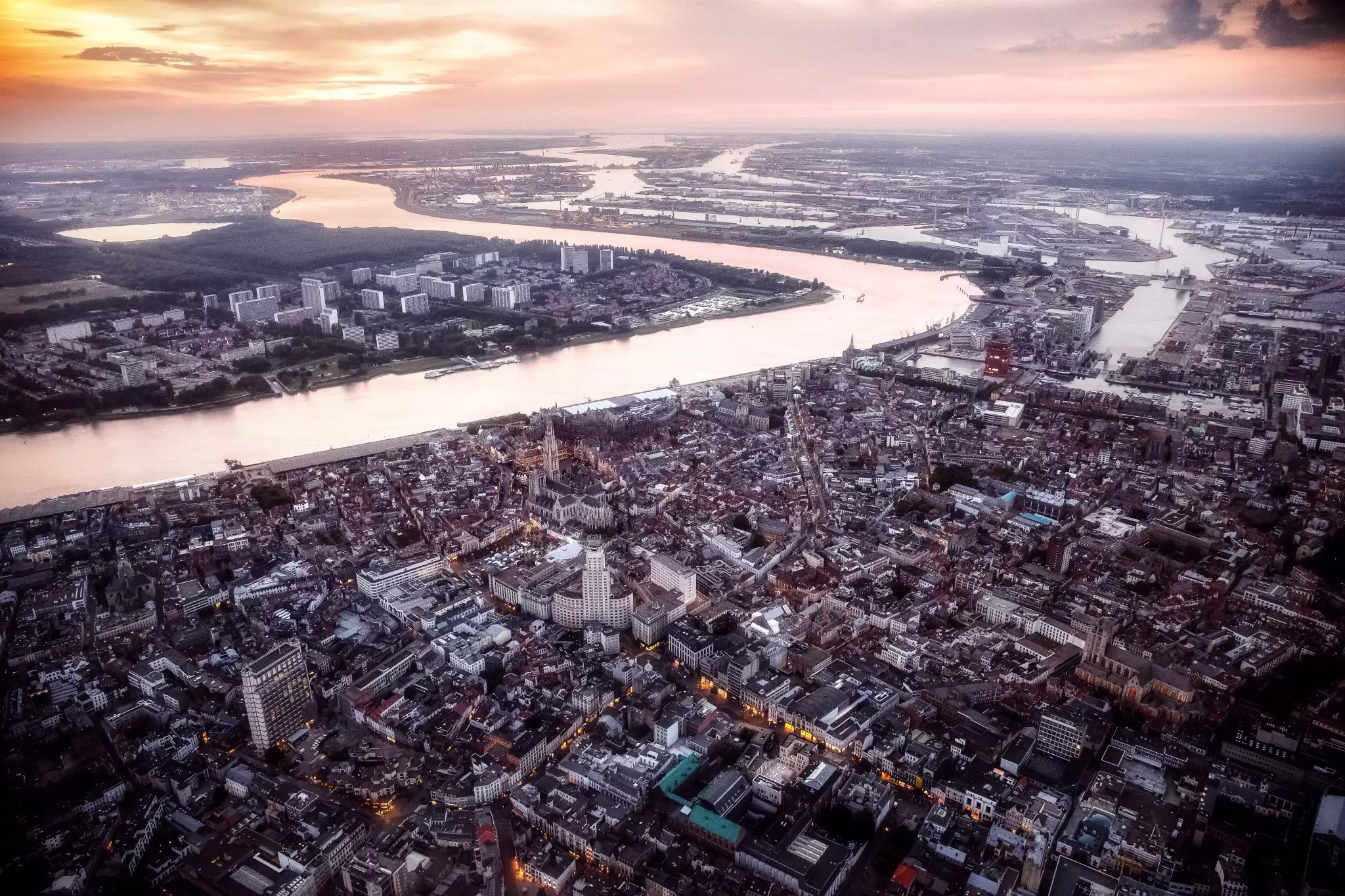 THE CITY OF ANTWERP-A SMART CITY