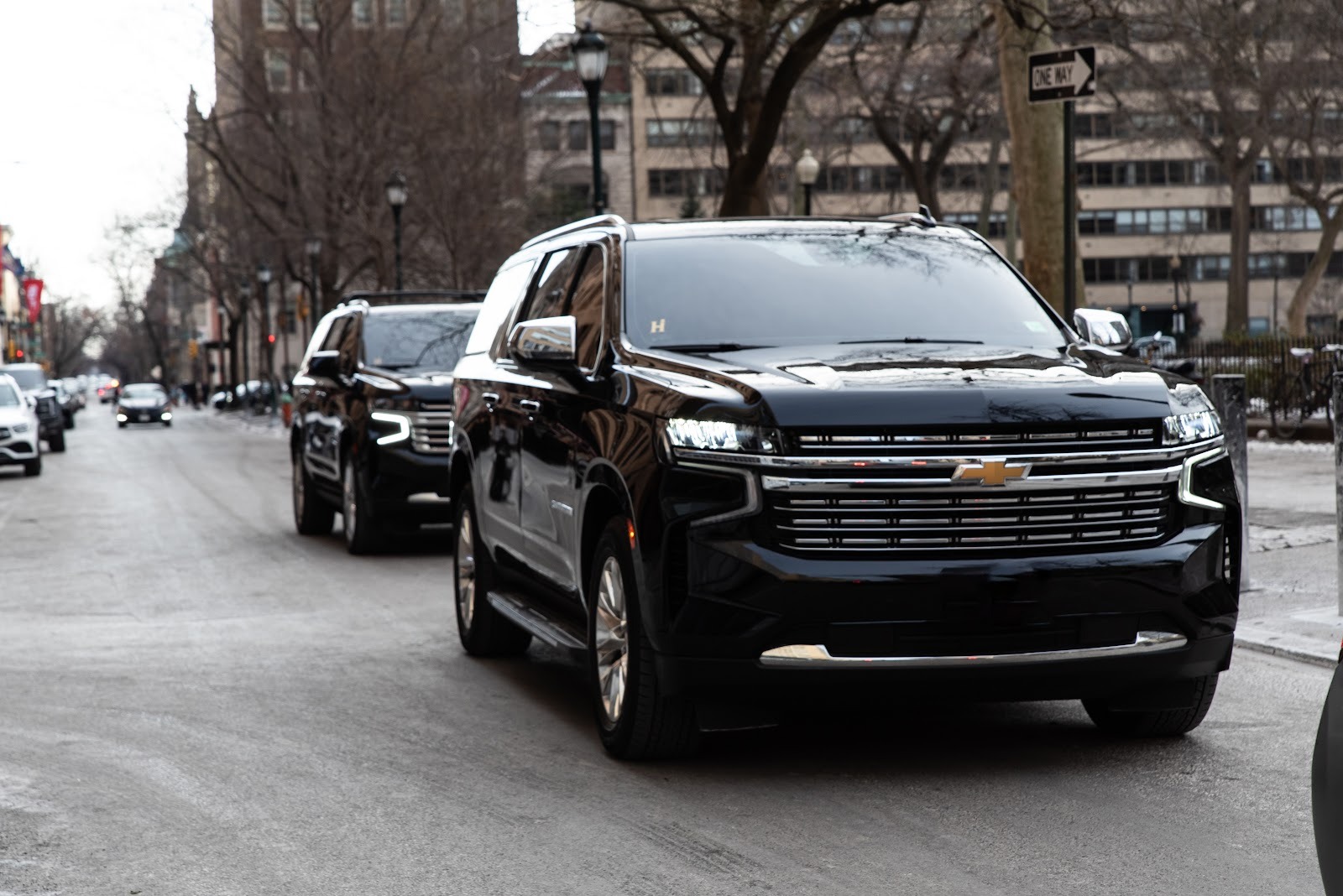 HiTouch Luxury Charter Services vehicle